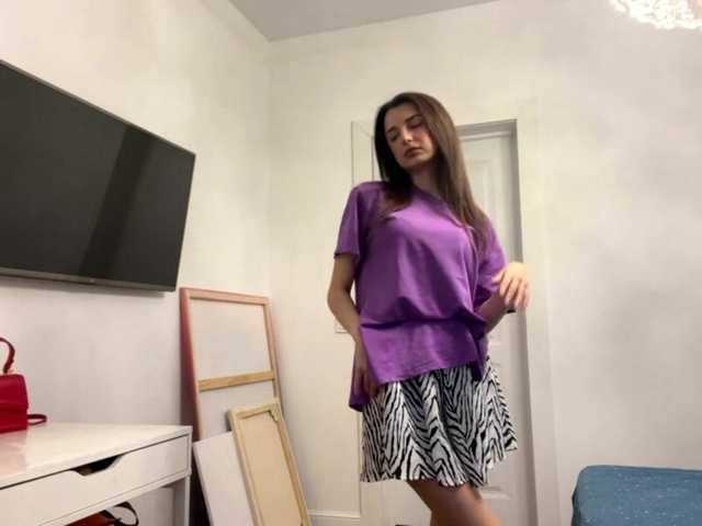 AmilyGlamour live cam on BongaCams