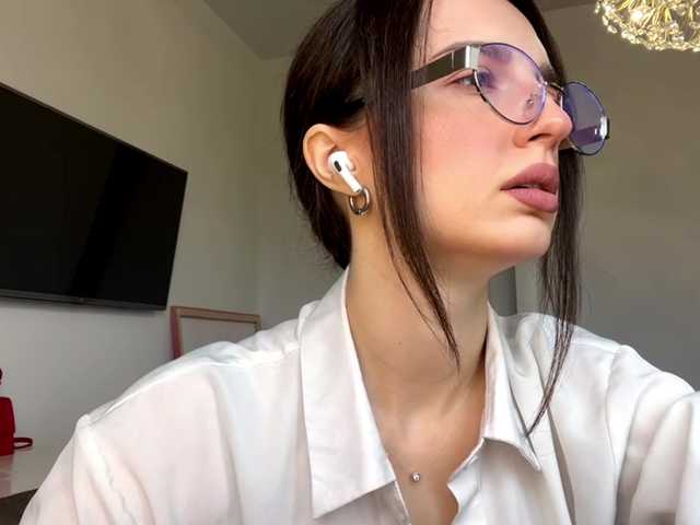 AmilyGlamour live webcam show