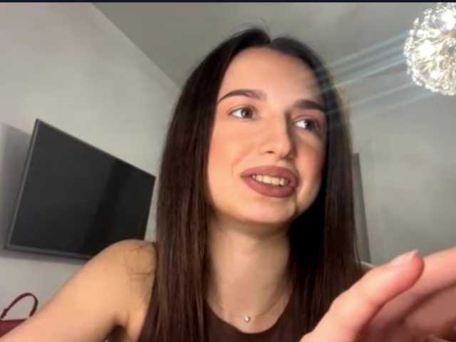 AmilyGlamour live cam on BongaCams