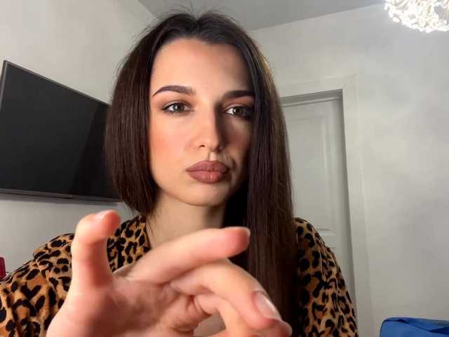 AmilyGlamour live webcam show