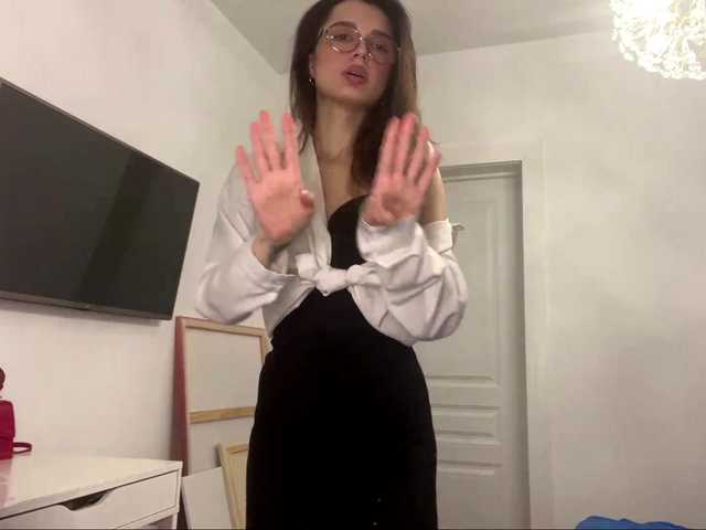 AmilyGlamour live cam on BongaCams