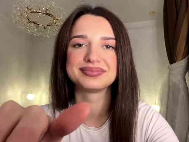 AmilyGlamour webcam