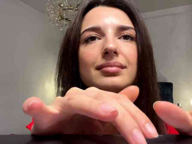 AmilyGlamour webcam