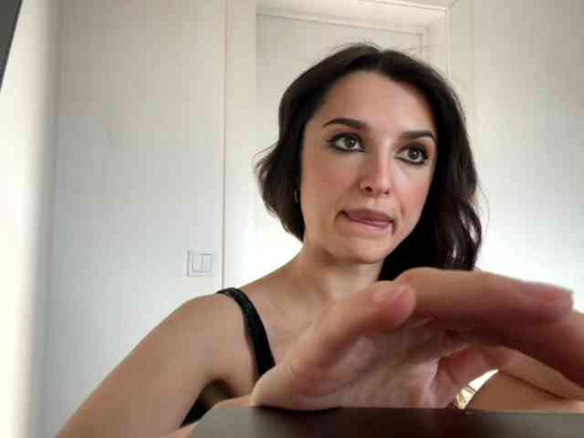 AmilyGlamour webcam