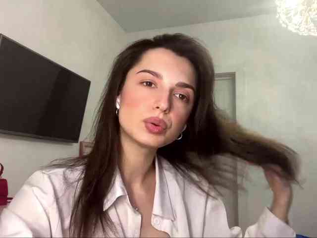 AmilyGlamour webcam