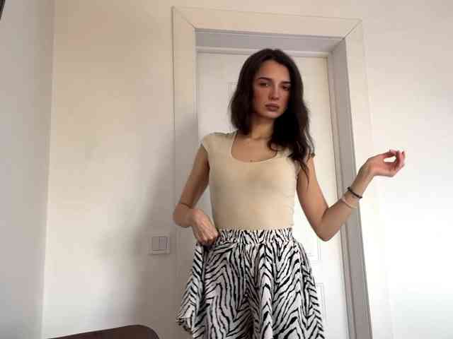 AmilyGlamour webcam