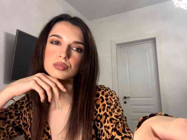 AmilyGlamour webcam