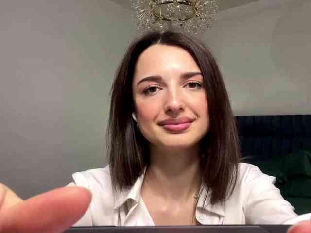 AmilyGlamour webcam