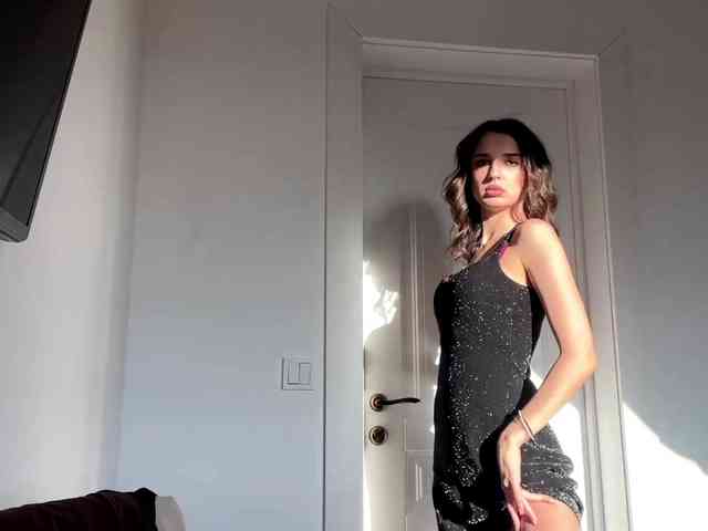 AmilyGlamour webcam