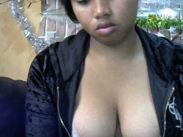 HasMinah25 live cam on BongaCams