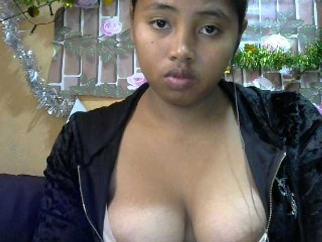HasMinah25 live cam on BongaCams