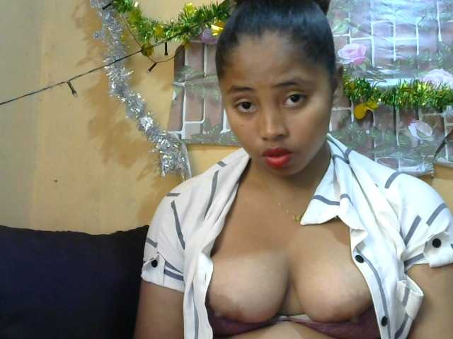 HasMinah25 live webcam show