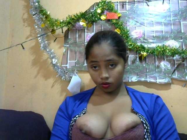 HasMinah25 live cam on BongaCams