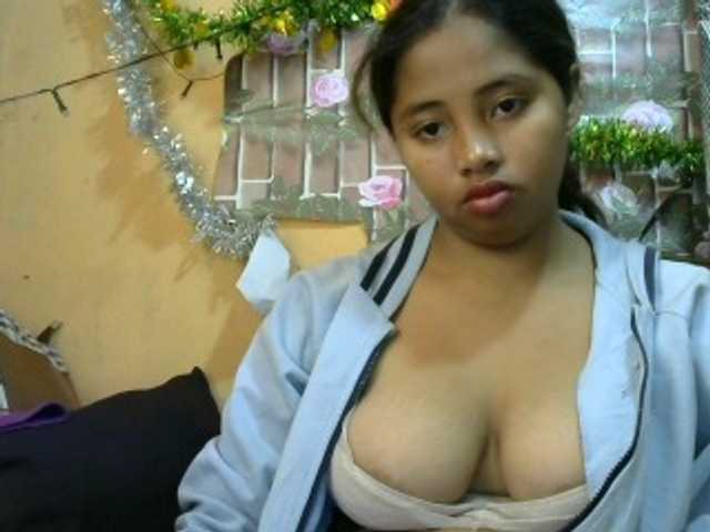 HasMinah25 live webcam show