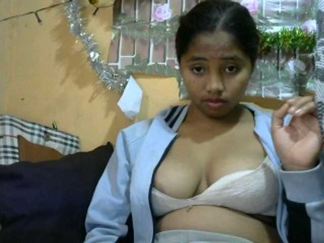 HasMinah25 live webcam show