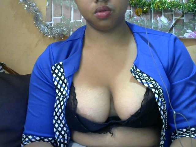 HasMinah25 live cam on BongaCams