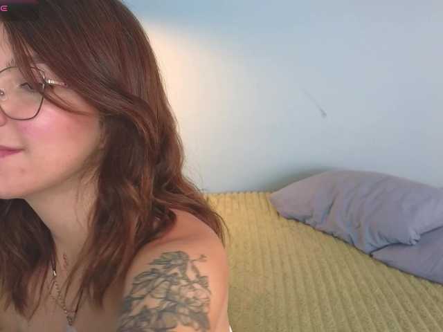Kirasblush live cam on BongaCams