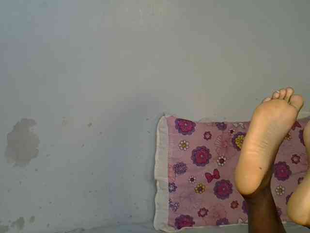 bootylesious webcam