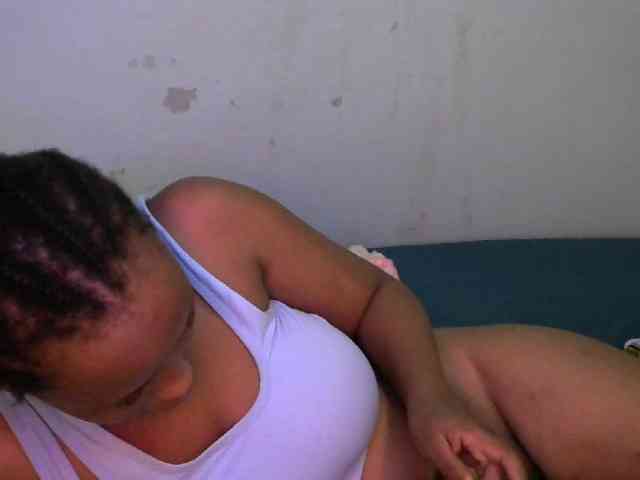 bootylesious webcam