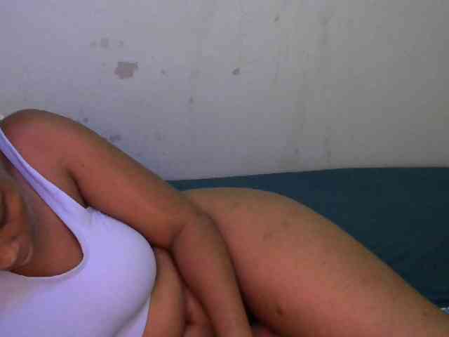 bootylesious webcam