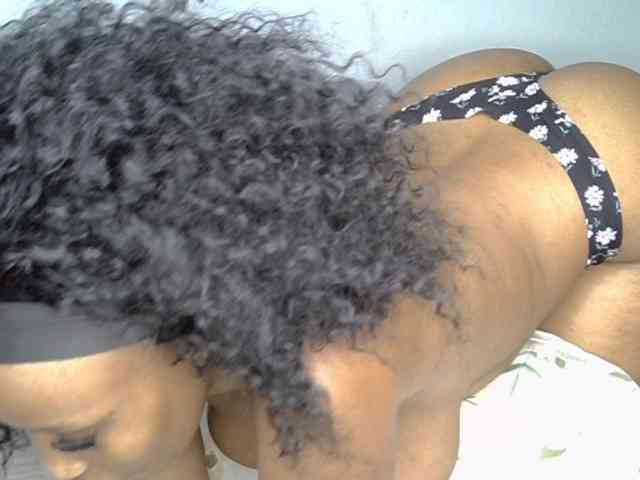 bootylesious webcam