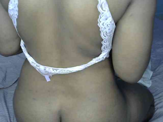 bootylesious webcam
