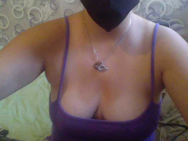 Alfasamka-2 live cam on BongaCams