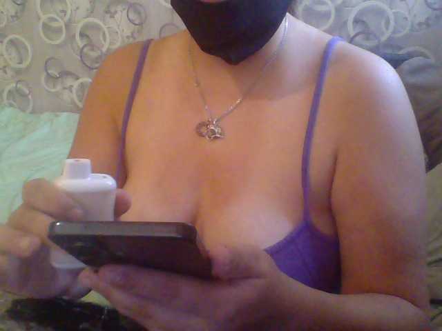 Alfasamka-2 live cam on BongaCams