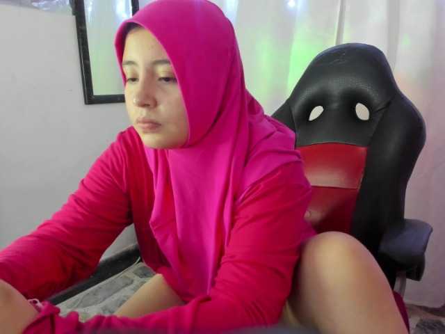 CarolineSoliz live cam on BongaCams
