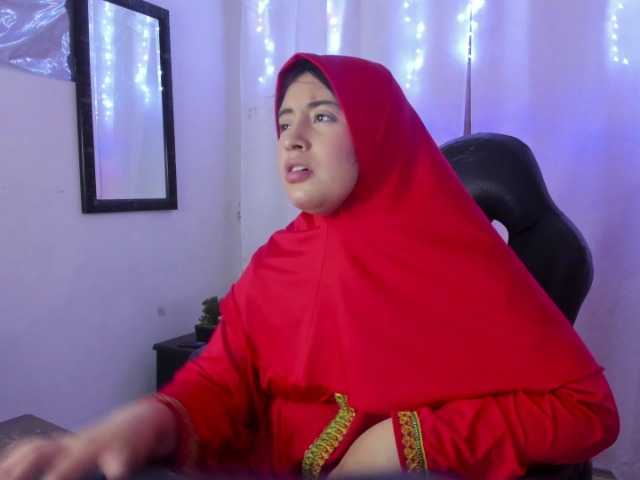 CarolineSoliz live cam on BongaCams