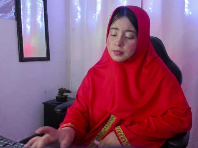 CarolineSoliz live cam on BongaCams