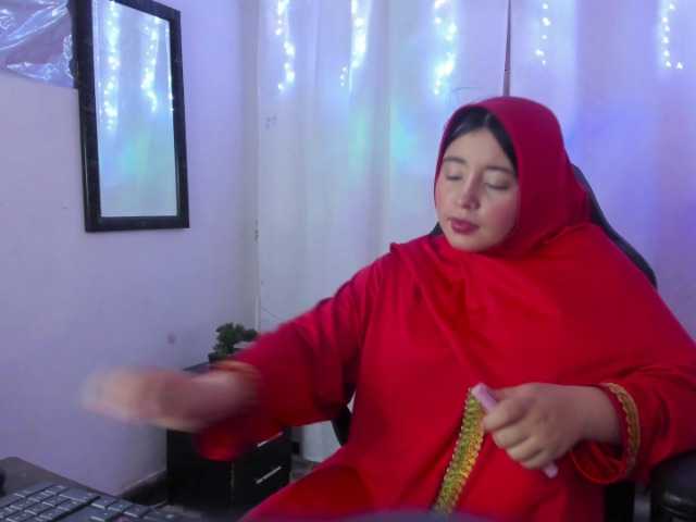 CarolineSoliz live cam on BongaCams