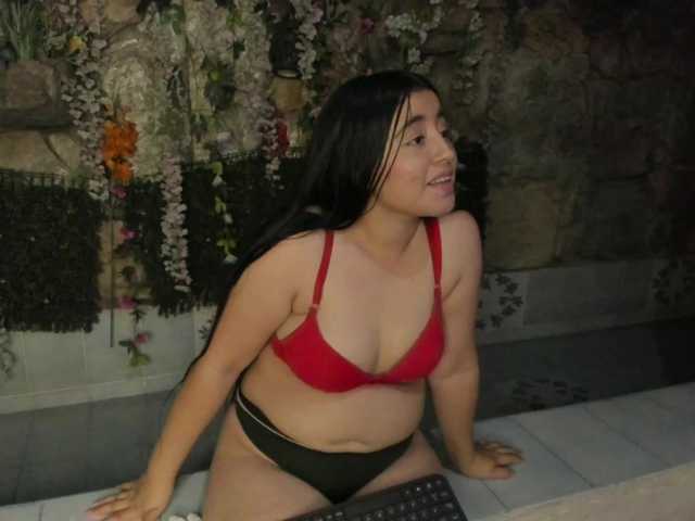 CarolineSoliz live cam on BongaCams