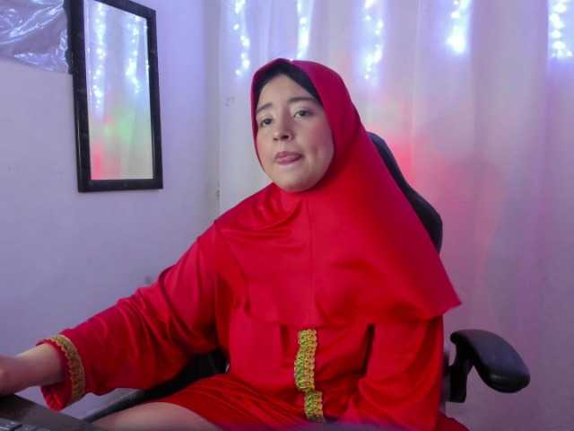 CarolineSoliz live cam on BongaCams