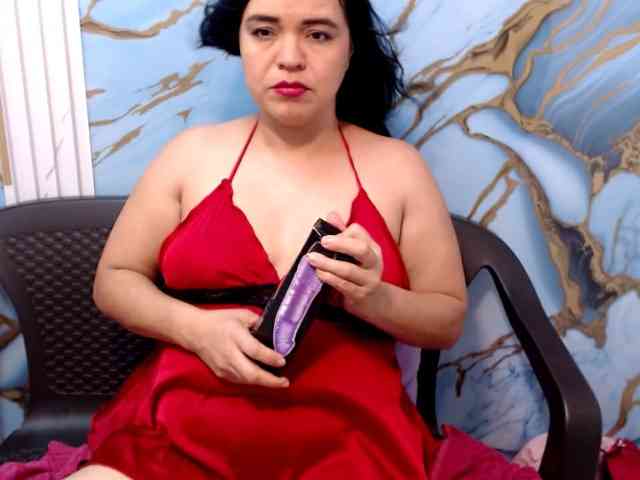 thaniasohot webcam