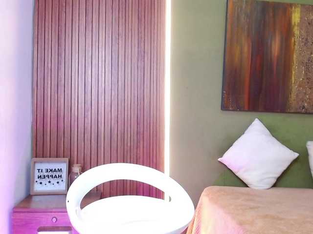 LadyAmbar live cam on BongaCams