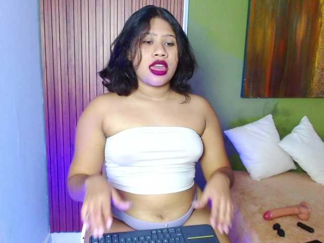 LadyAmbar live webcam show