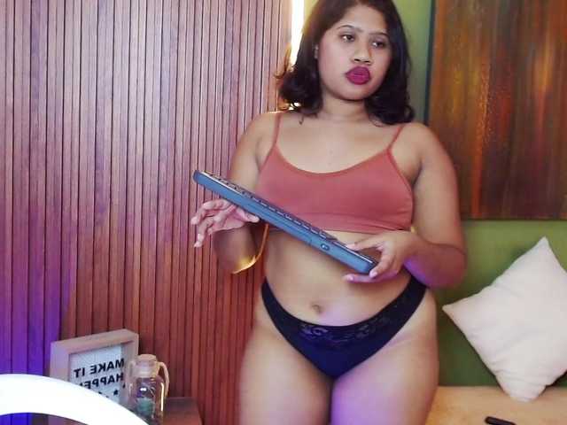 LadyAmbar live webcam show
