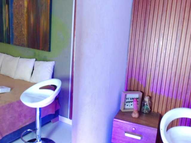LadyAmbar live cam on BongaCams