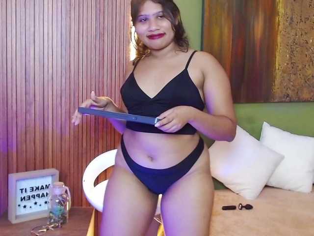 LadyAmbar live cam on BongaCams