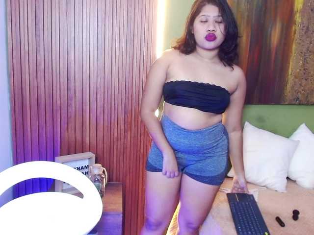 LadyAmbar live cam on BongaCams