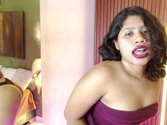 LadyAmbar live cam on BongaCams
