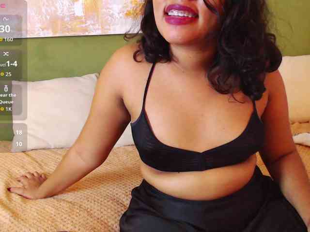 LadyAmbar webcam