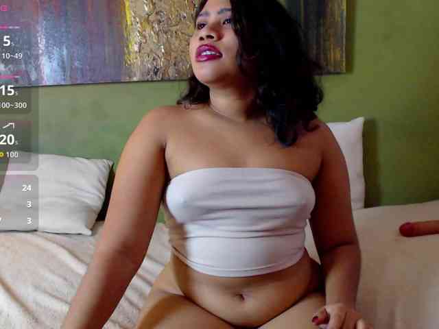 LadyAmbar webcam