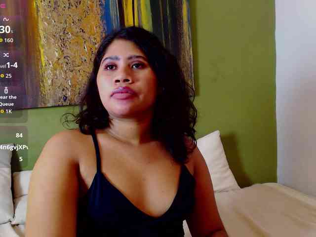 LadyAmbar webcam