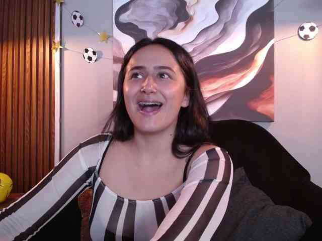 EvaLoveSaliva webcam