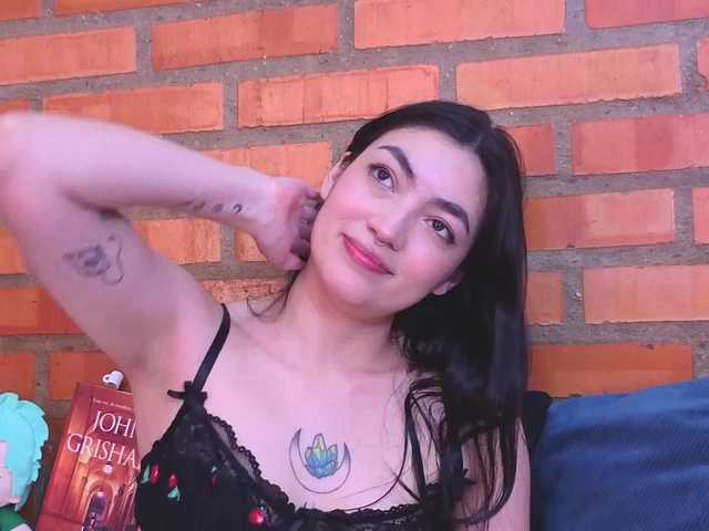 AuraLee live webcam show