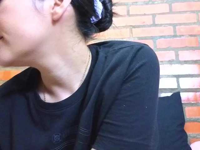 AuraLee live webcam show