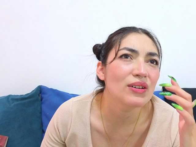 AuraLee live cam on BongaCams