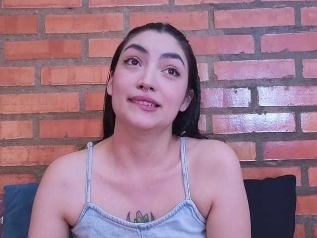AuraLee live cam on BongaCams